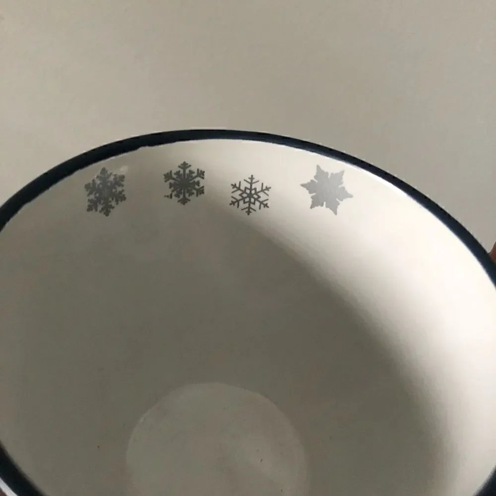 Cup snow bae